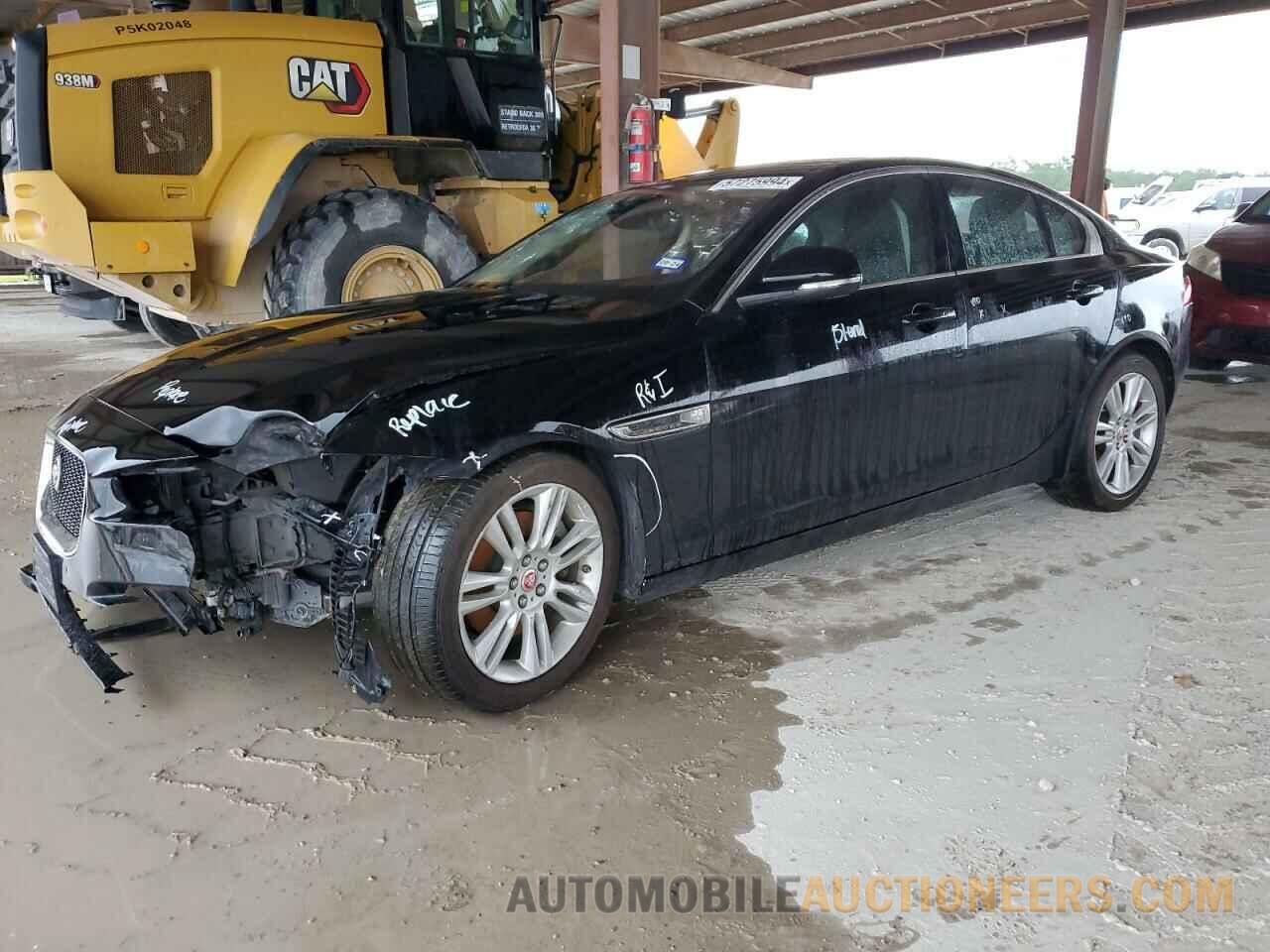 SAJAD4FX6KCP45049 JAGUAR XE 2019