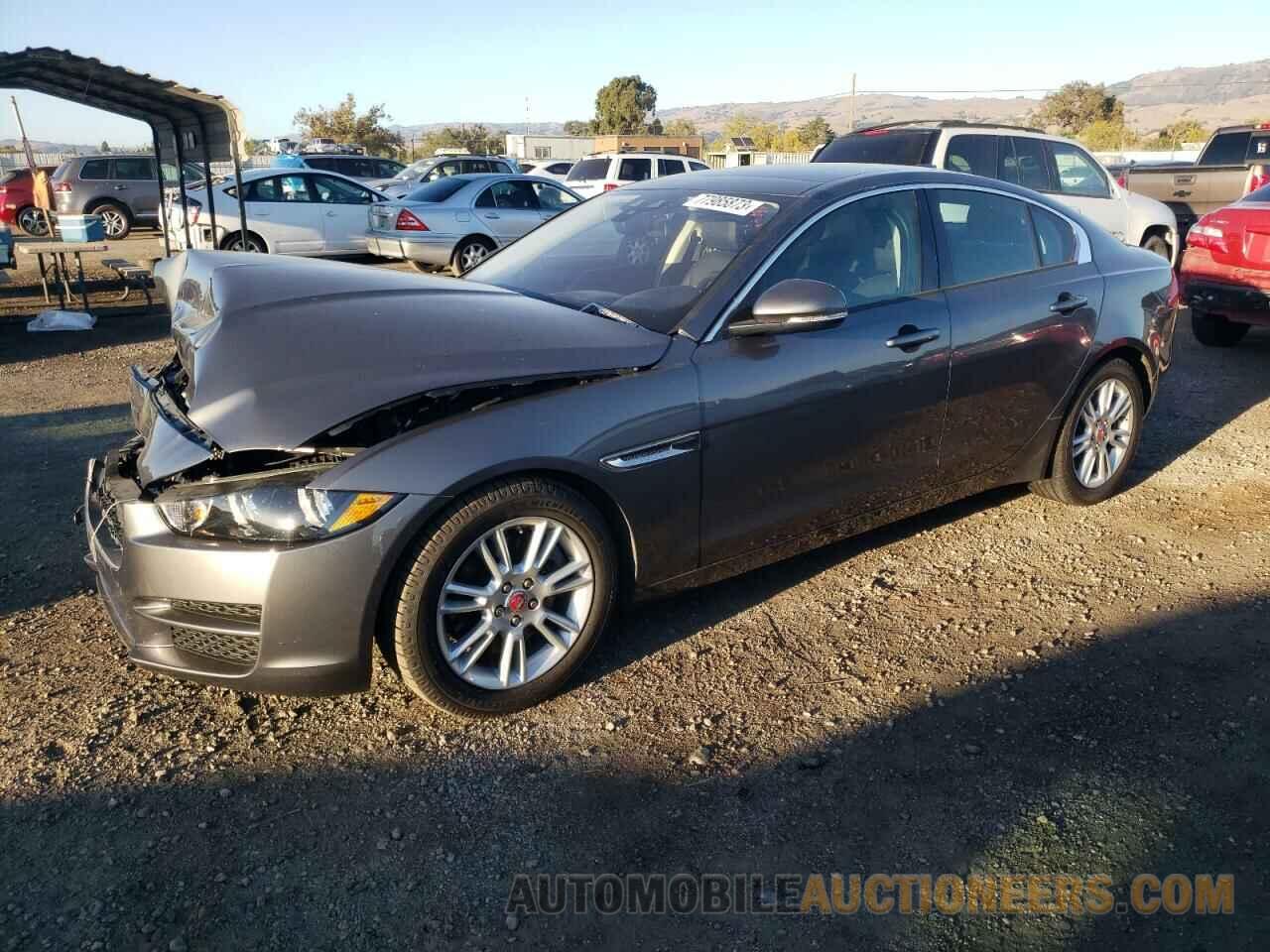 SAJAD4FXXJCP23988 JAGUAR XE 2018