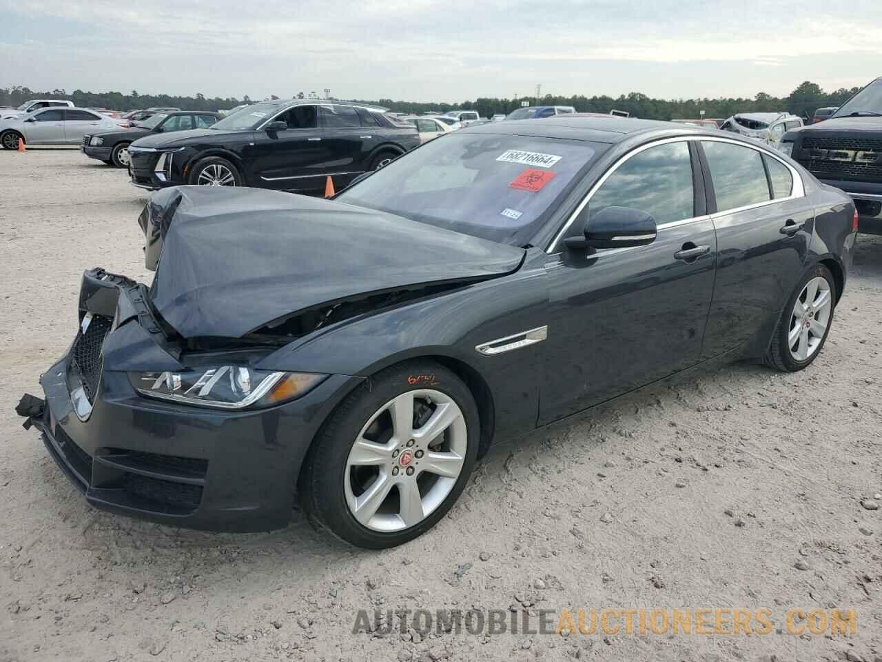 SAJAE4BG0HA947487 JAGUAR XE 2017