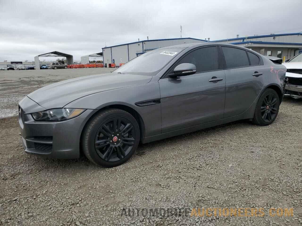 SAJAE4BG1HA964976 JAGUAR XE 2017