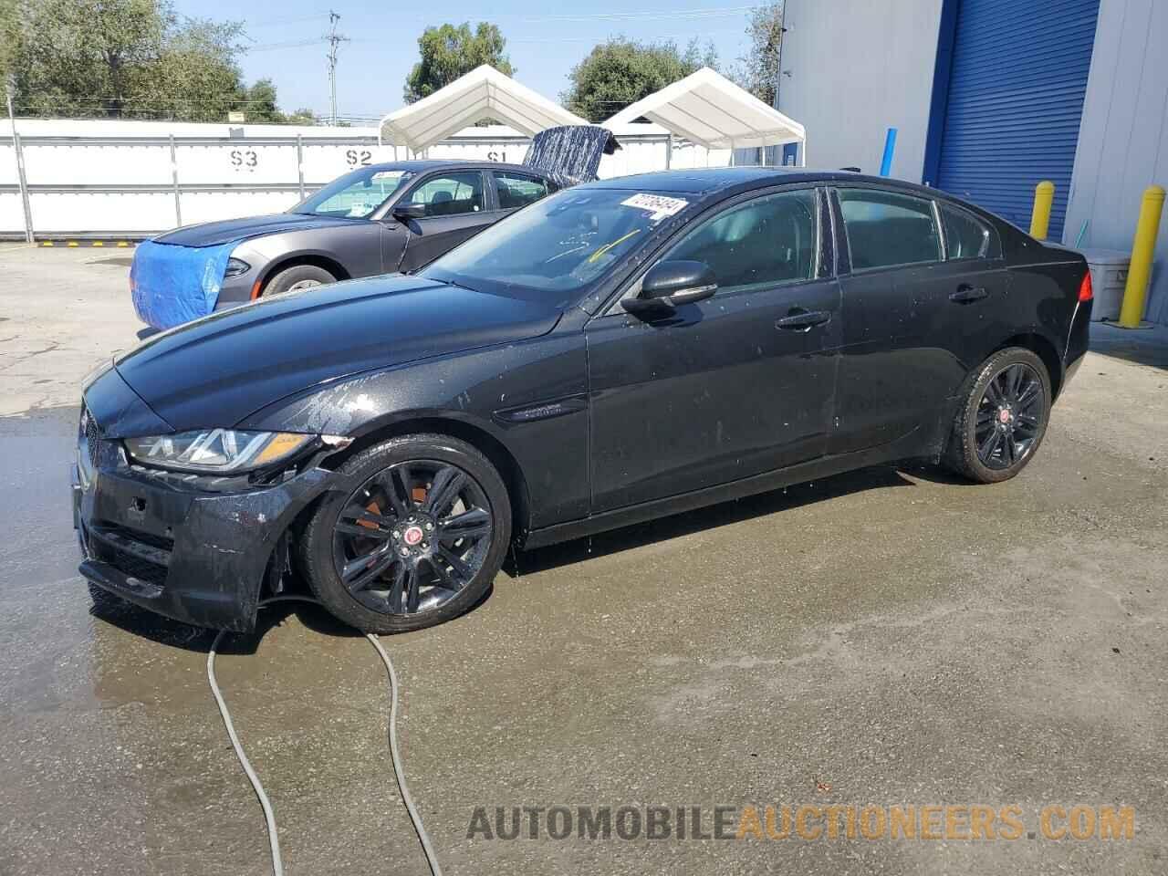 SAJAE4BG4HA963501 JAGUAR XE 2017