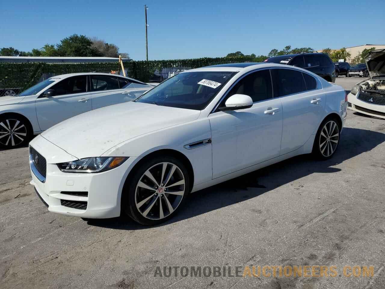 SAJAE4BG6HA969056 JAGUAR XE 2017