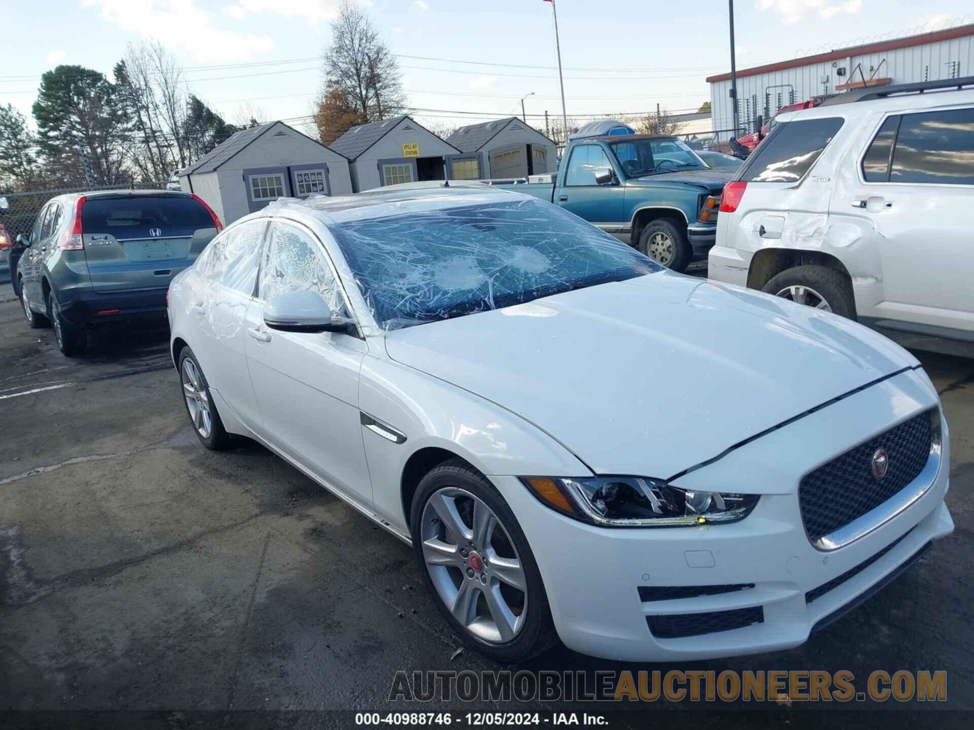 SAJAE4BG7HA971270 JAGUAR XE 2017