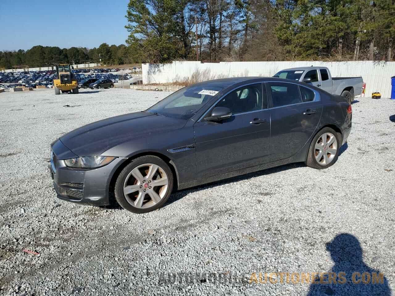 SAJAE4BG8HA960956 JAGUAR XE 2017