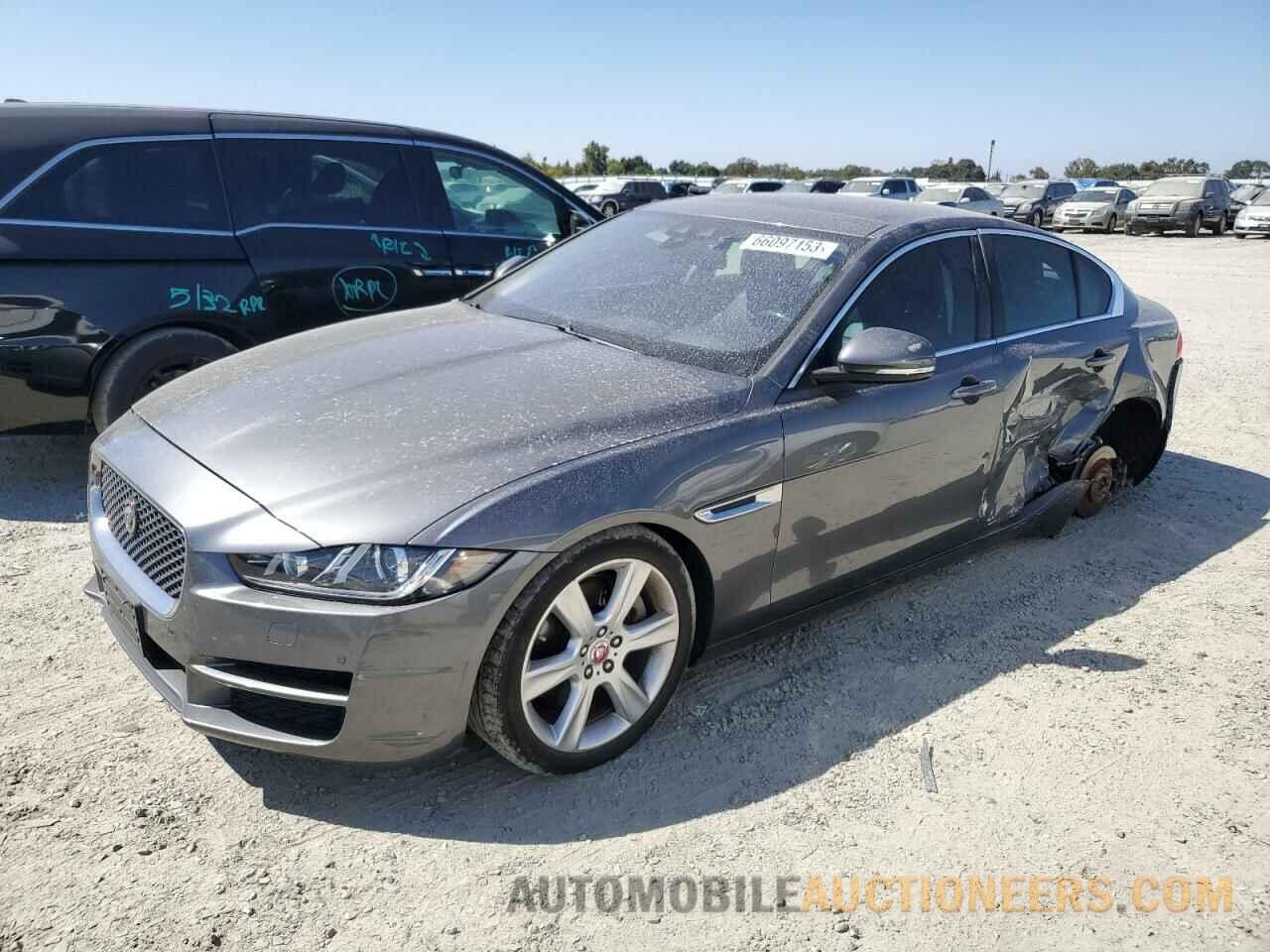 SAJAE4BG8HA964313 JAGUAR XE 2017