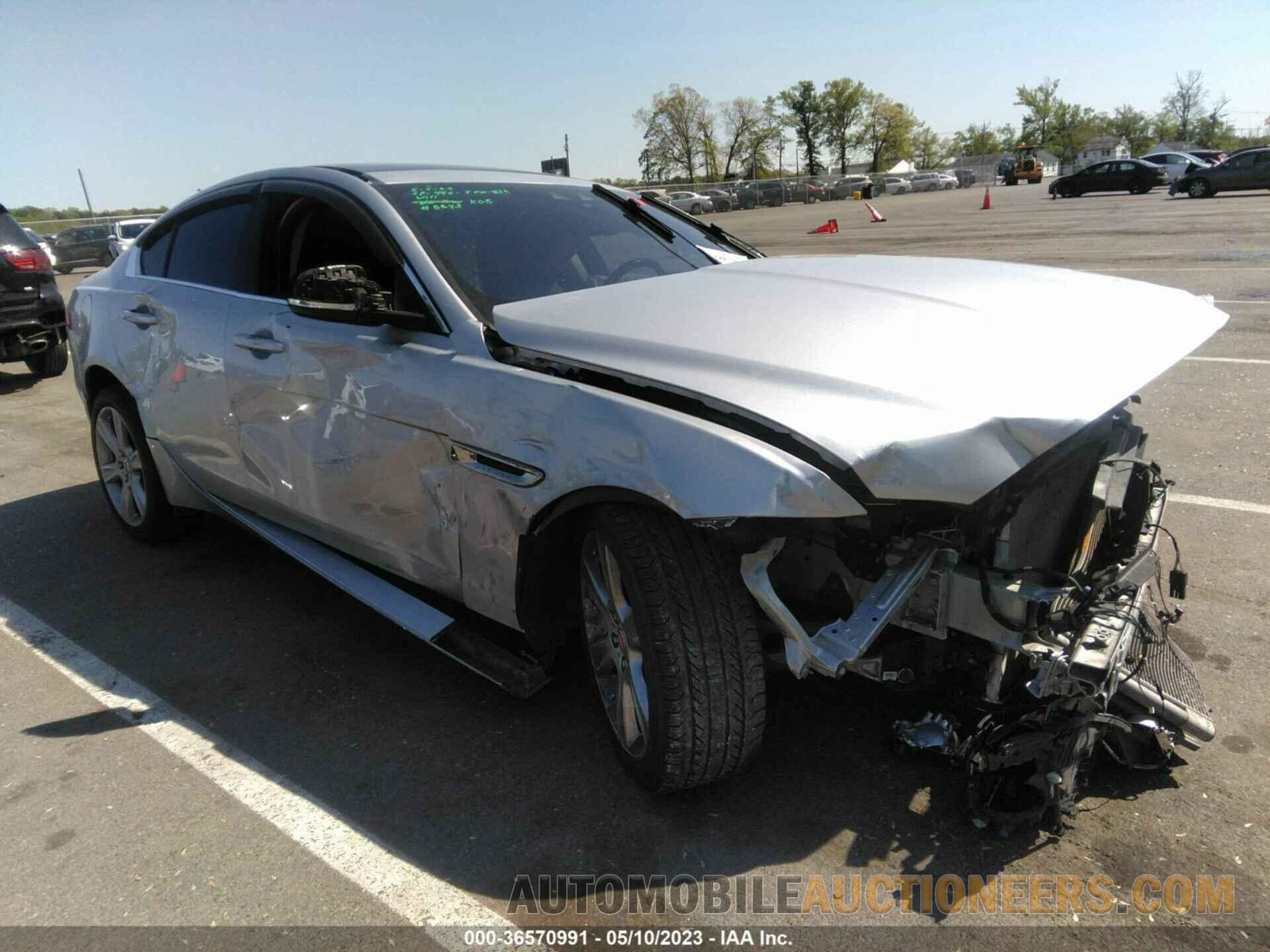 SAJAE4BN2HA968243 JAGUAR XE 2017