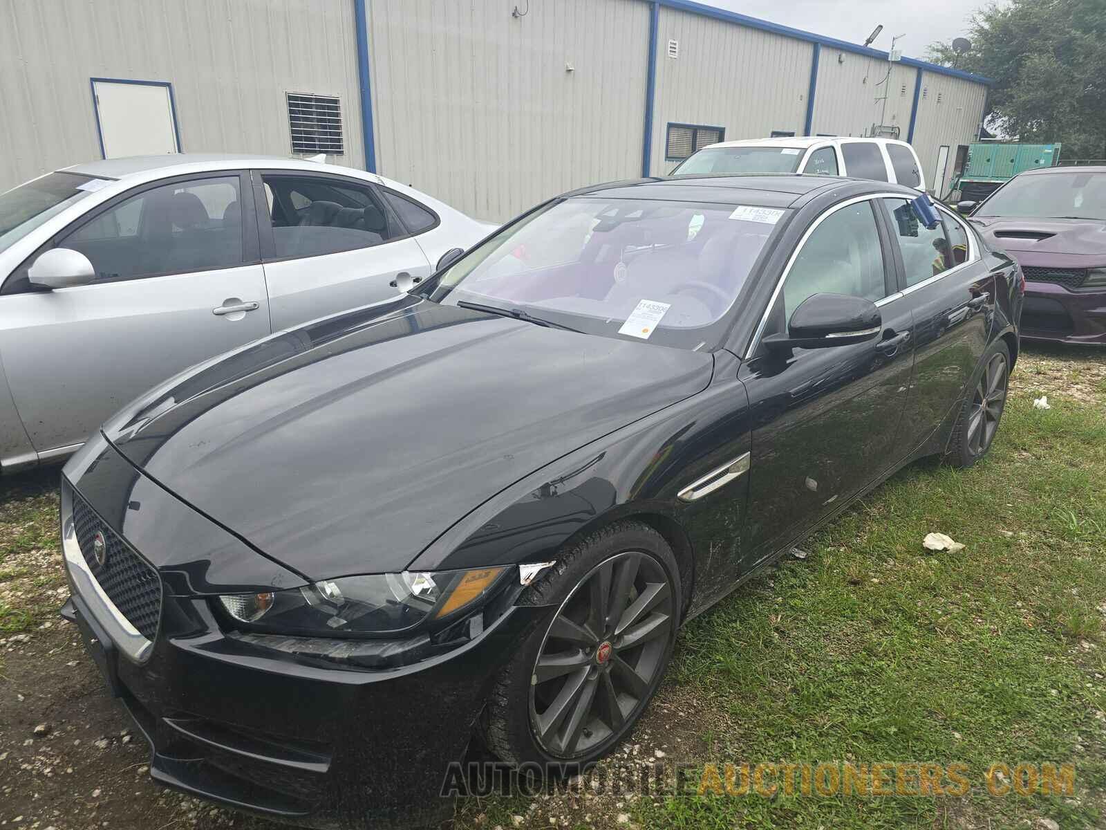 SAJAE4BV3HCP10995 Jaguar XE 2017