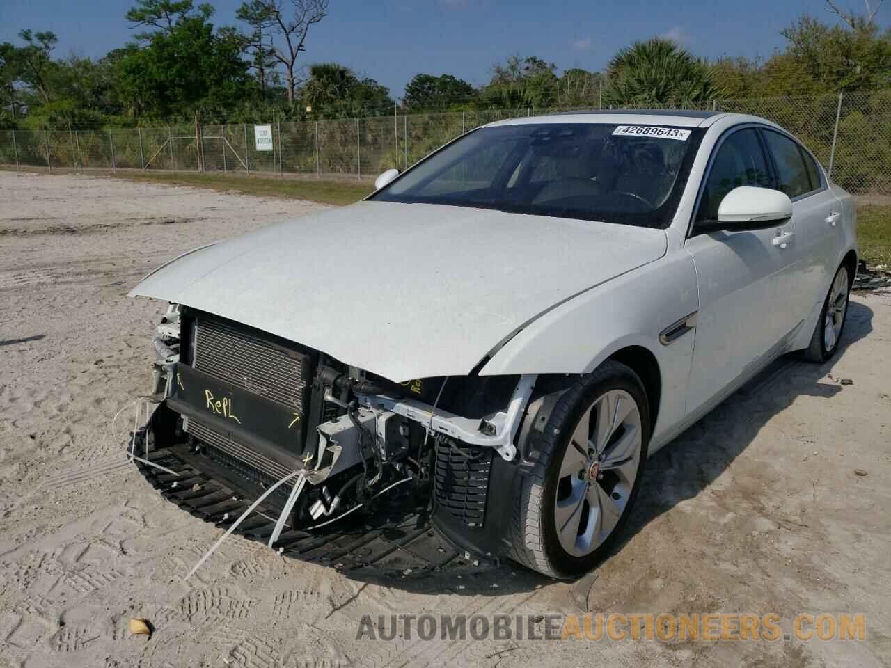 SAJAE4FX5LCP61905 JAGUAR XE 2020