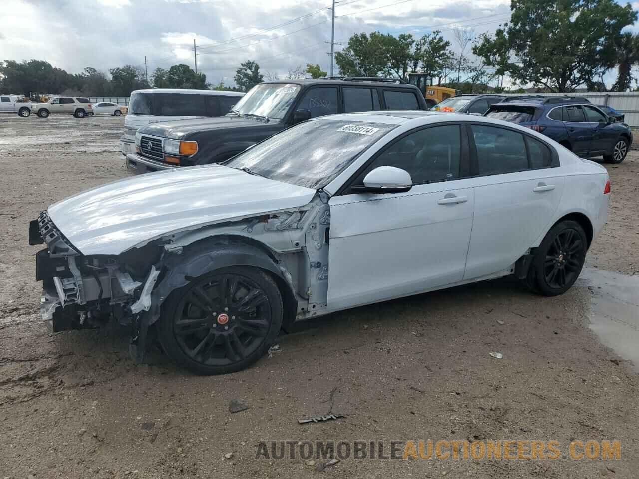 SAJAE4FX6JCP37450 JAGUAR XE 2018