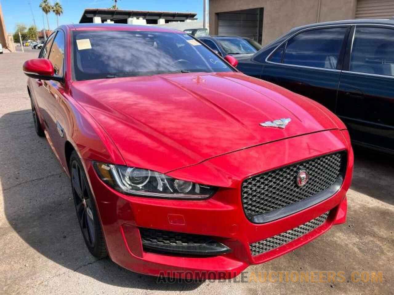 SAJAF4BN1HA968148 JAGUAR XE 2017