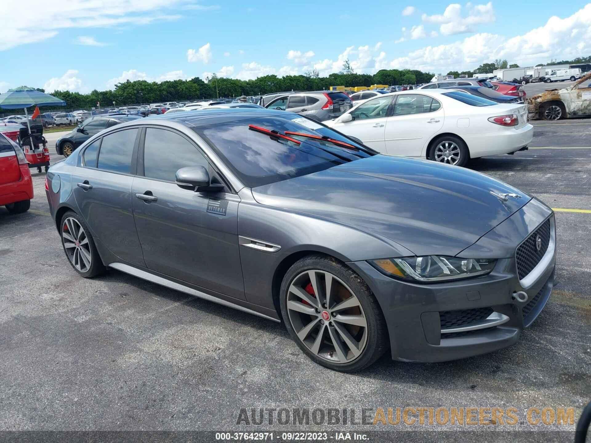 SAJAF4BV2HA948989 JAGUAR XE 2017