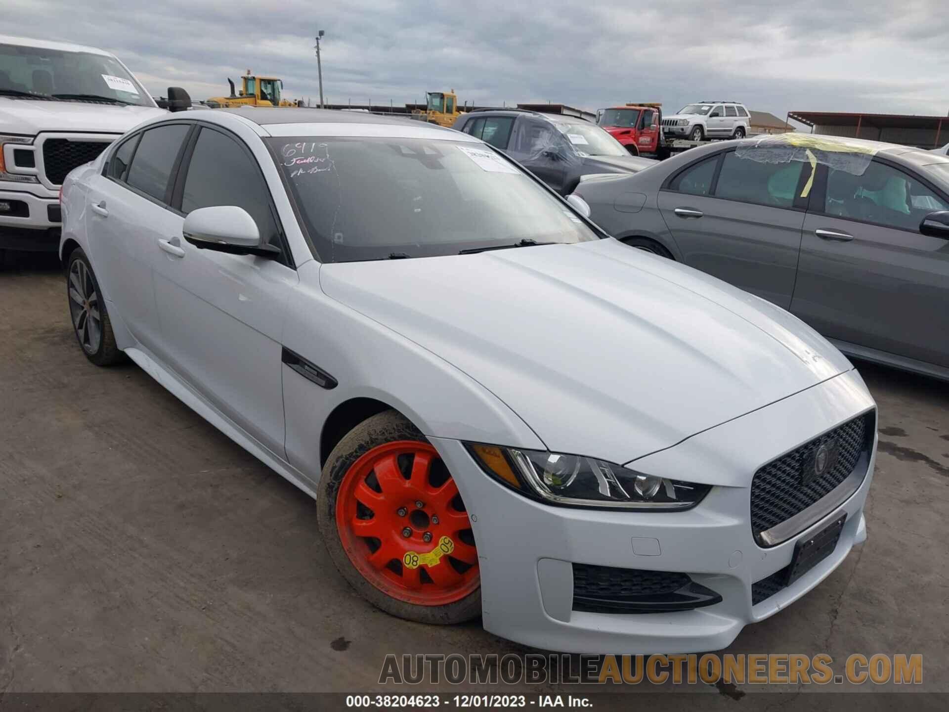 SAJAF4BV5HA944158 JAGUAR XE 2017