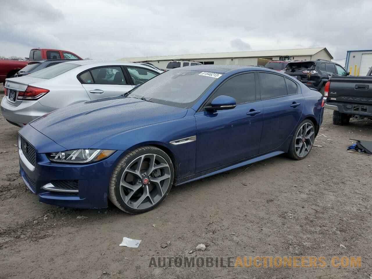 SAJAF4BV6HA951118 JAGUAR XE 2017