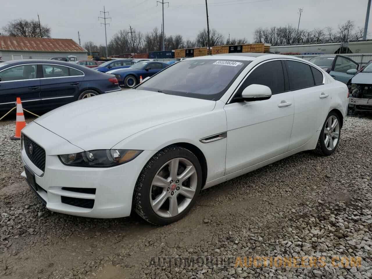 SAJAJ4BN4HA971950 JAGUAR XE 2017