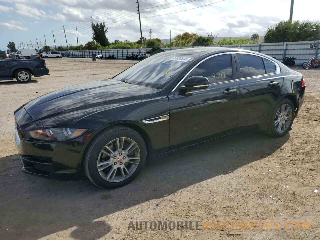 SAJAJ4BN7HCP12180 JAGUAR XE 2017