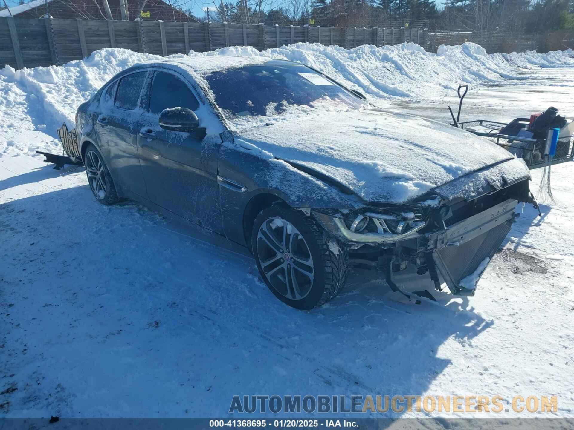 SAJAJ4BV4HA976341 JAGUAR XE 2017