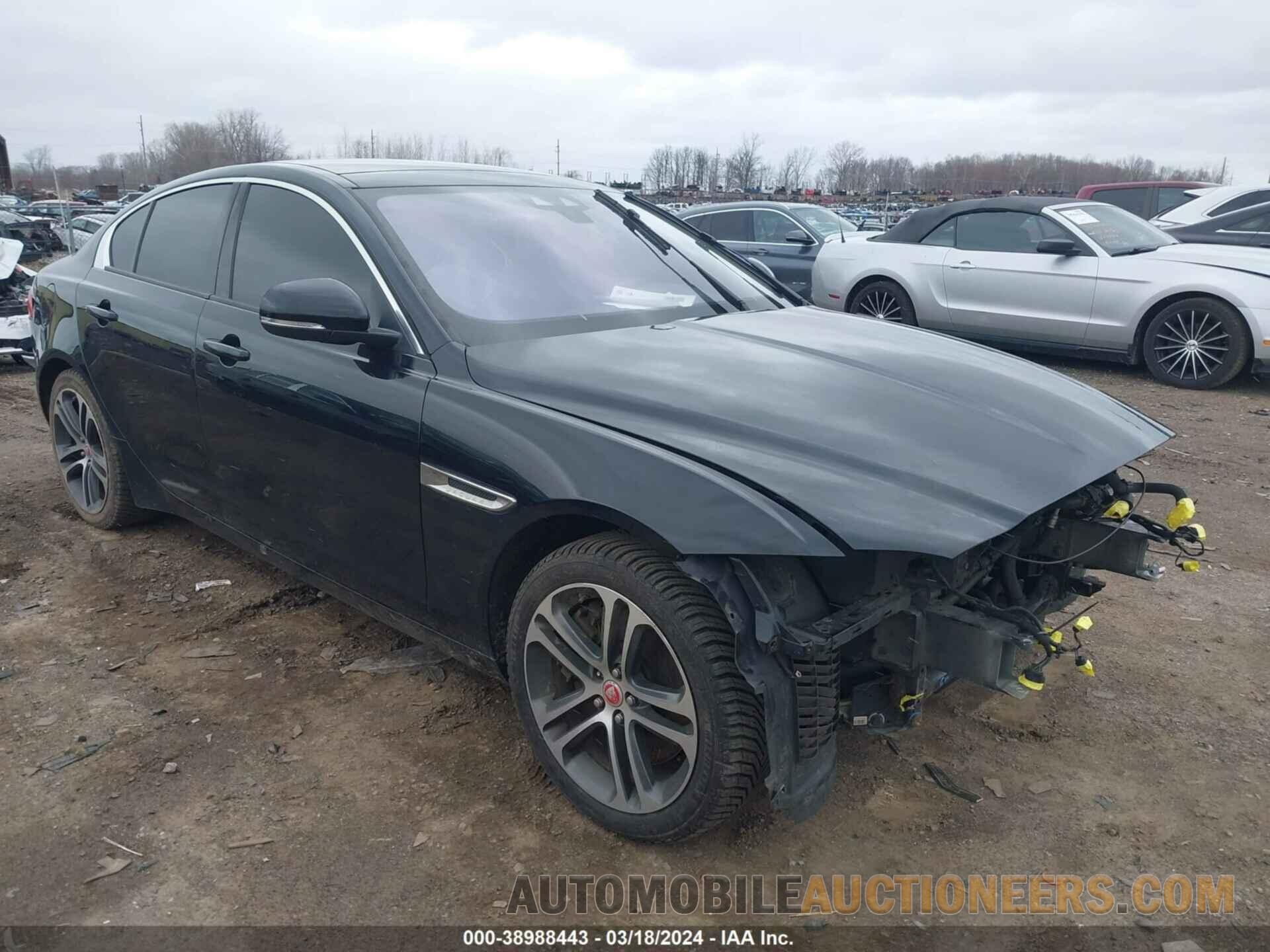 SAJAJ4BV4HCP15084 JAGUAR XE 2017