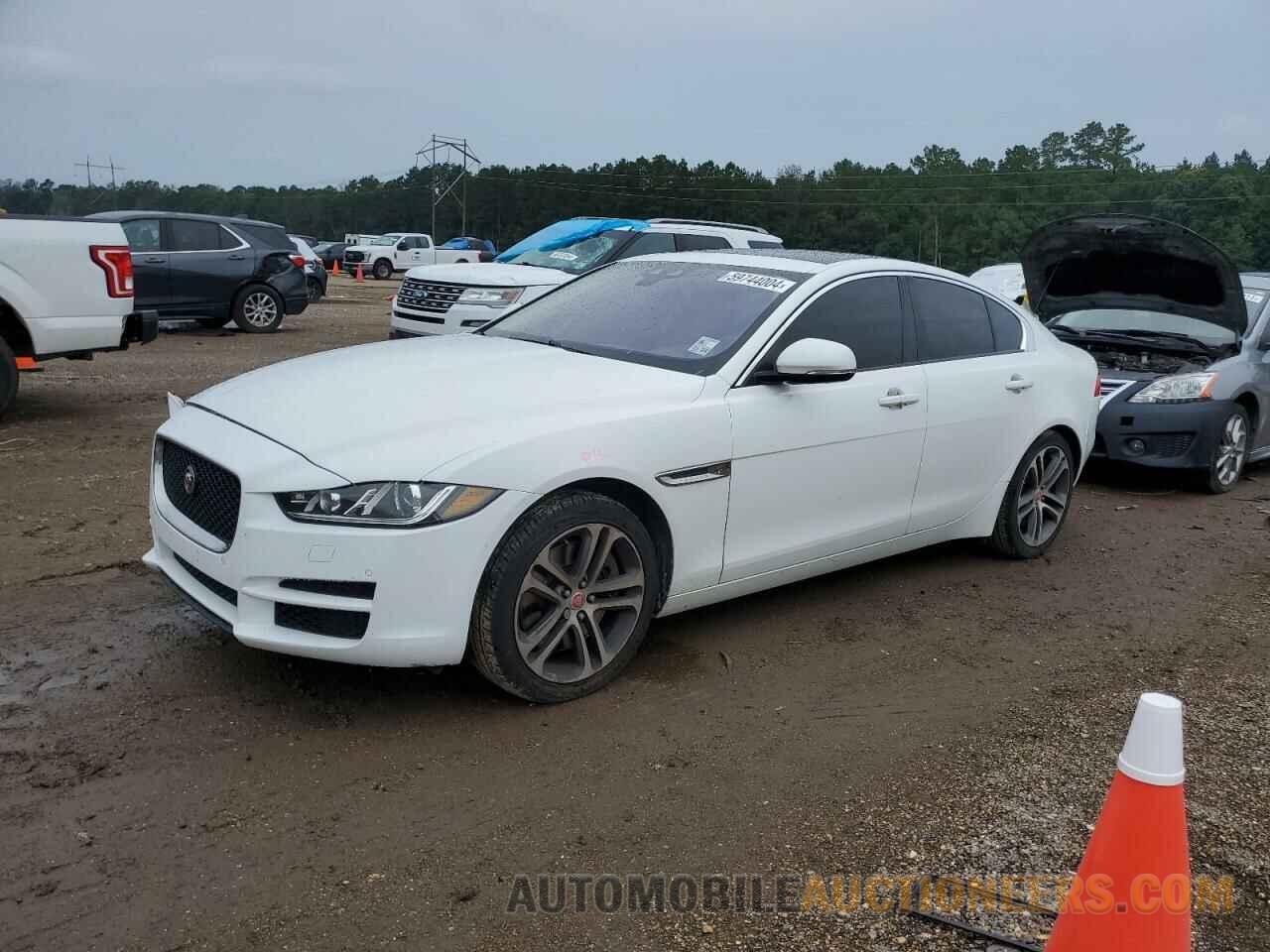 SAJAJ4BV5HA974713 JAGUAR XE 2017