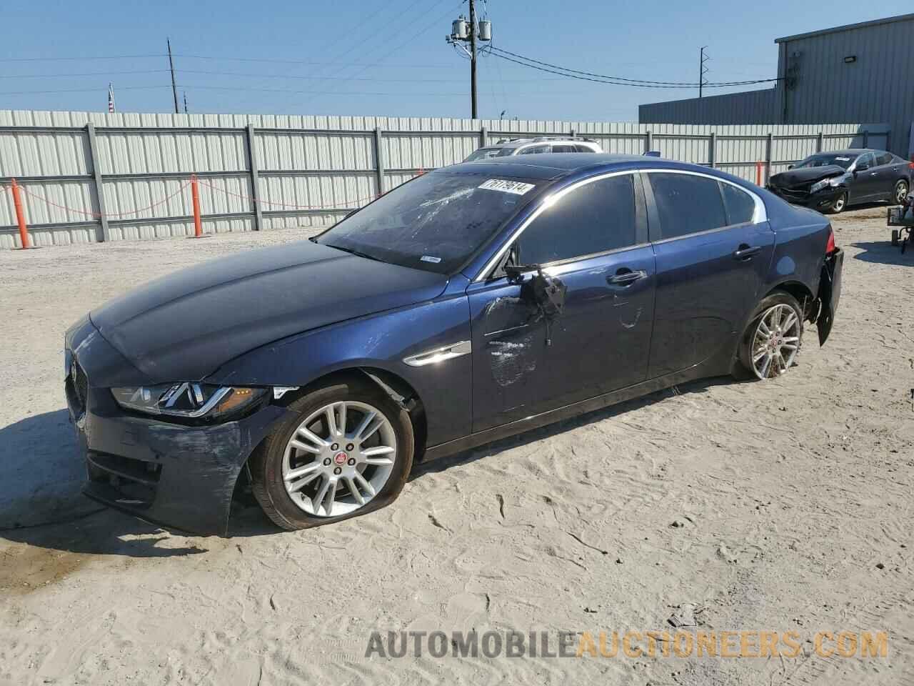 SAJAJ4FX2JCP33925 JAGUAR XE 2018