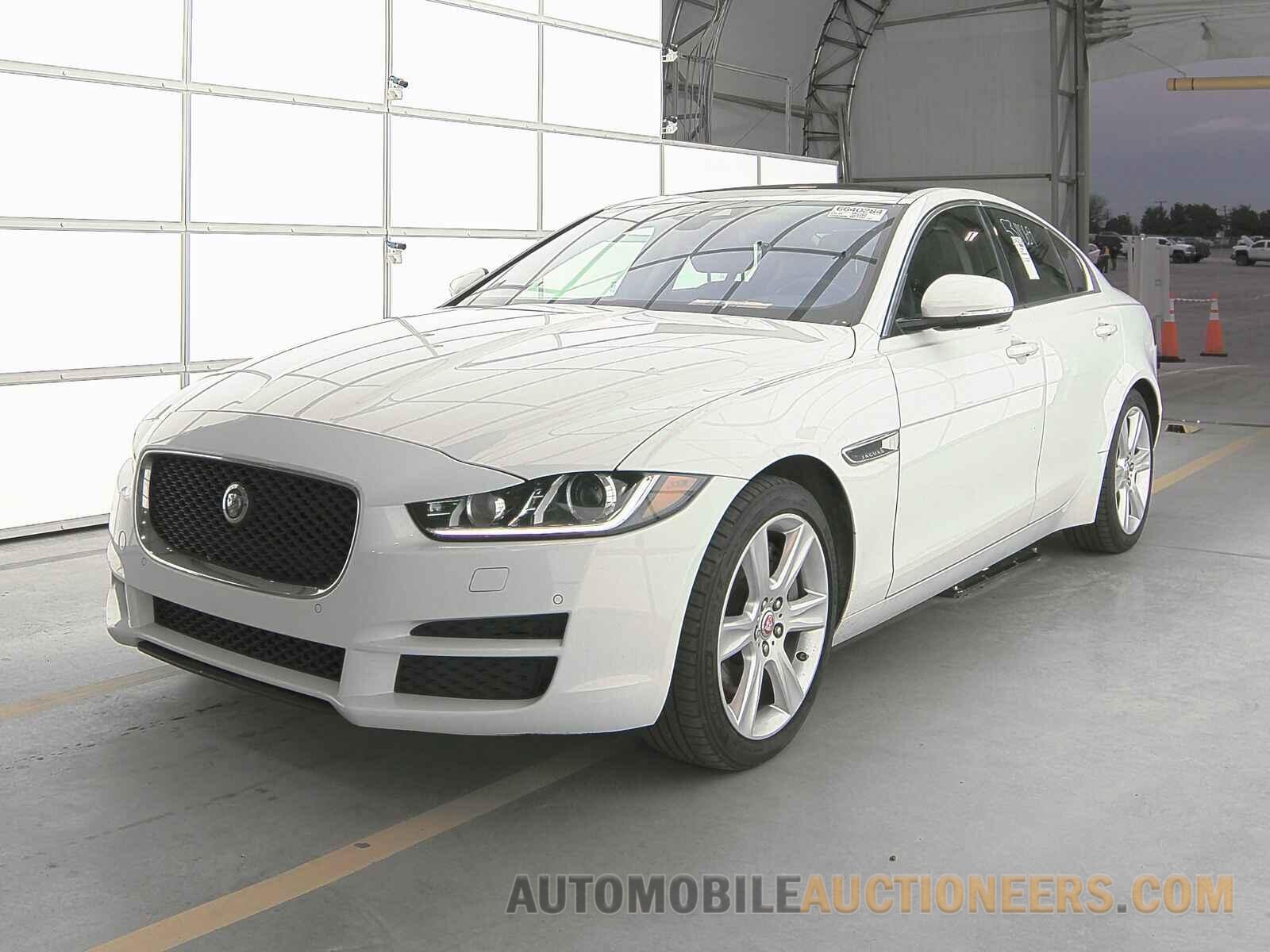 SAJAK4BN0HA956858 Jaguar XE 2017