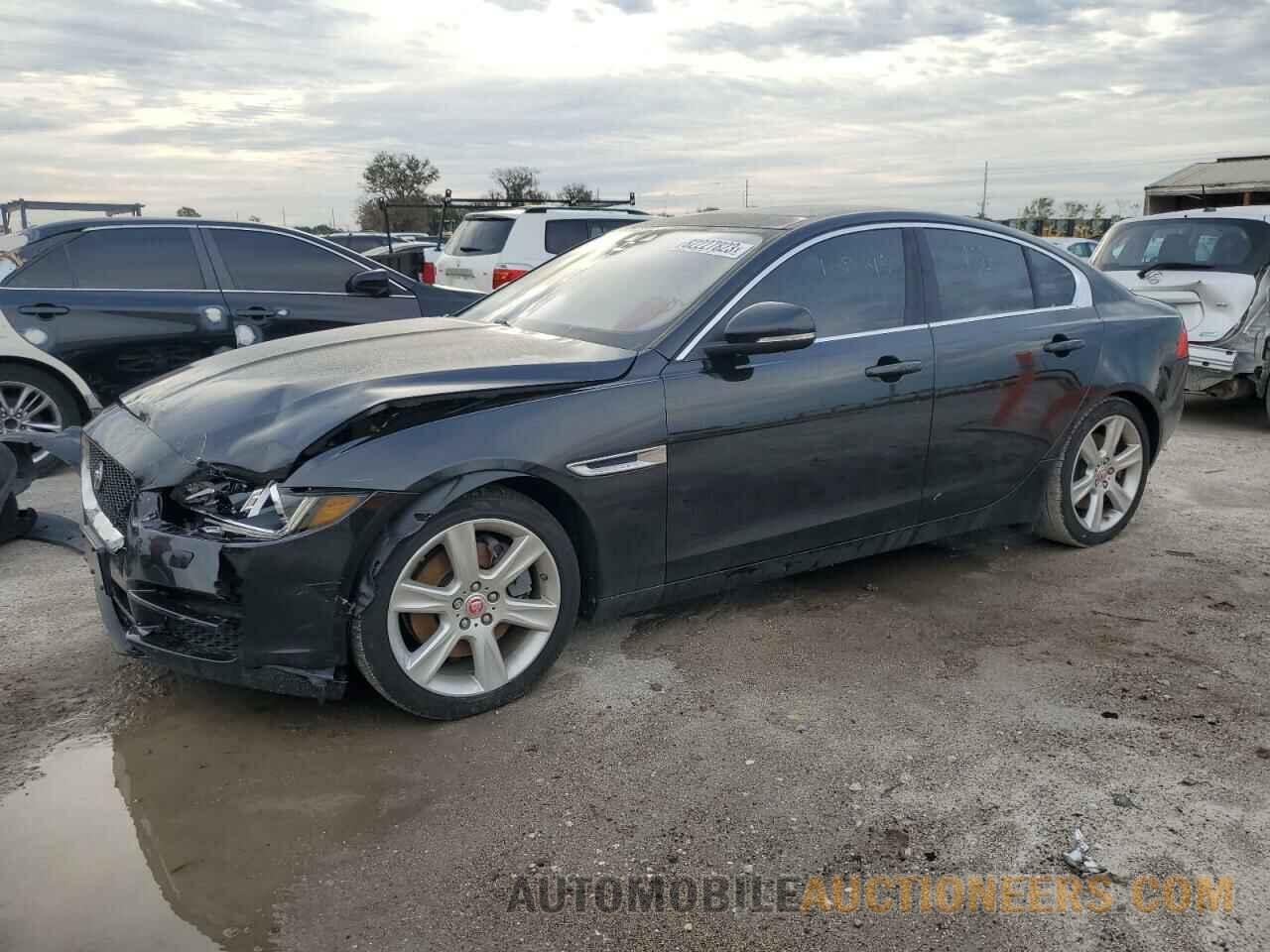 SAJAK4BN5HA956399 JAGUAR XE 2017