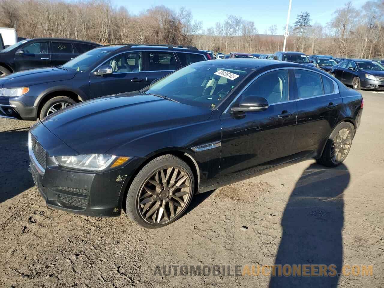 SAJAK4BV6HA951826 JAGUAR XE 2017