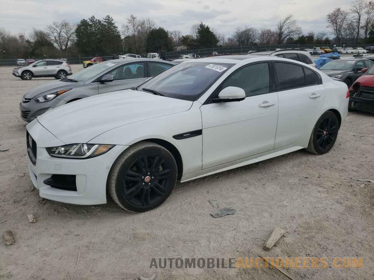 SAJAL4BN1HA943887 JAGUAR XE 2017