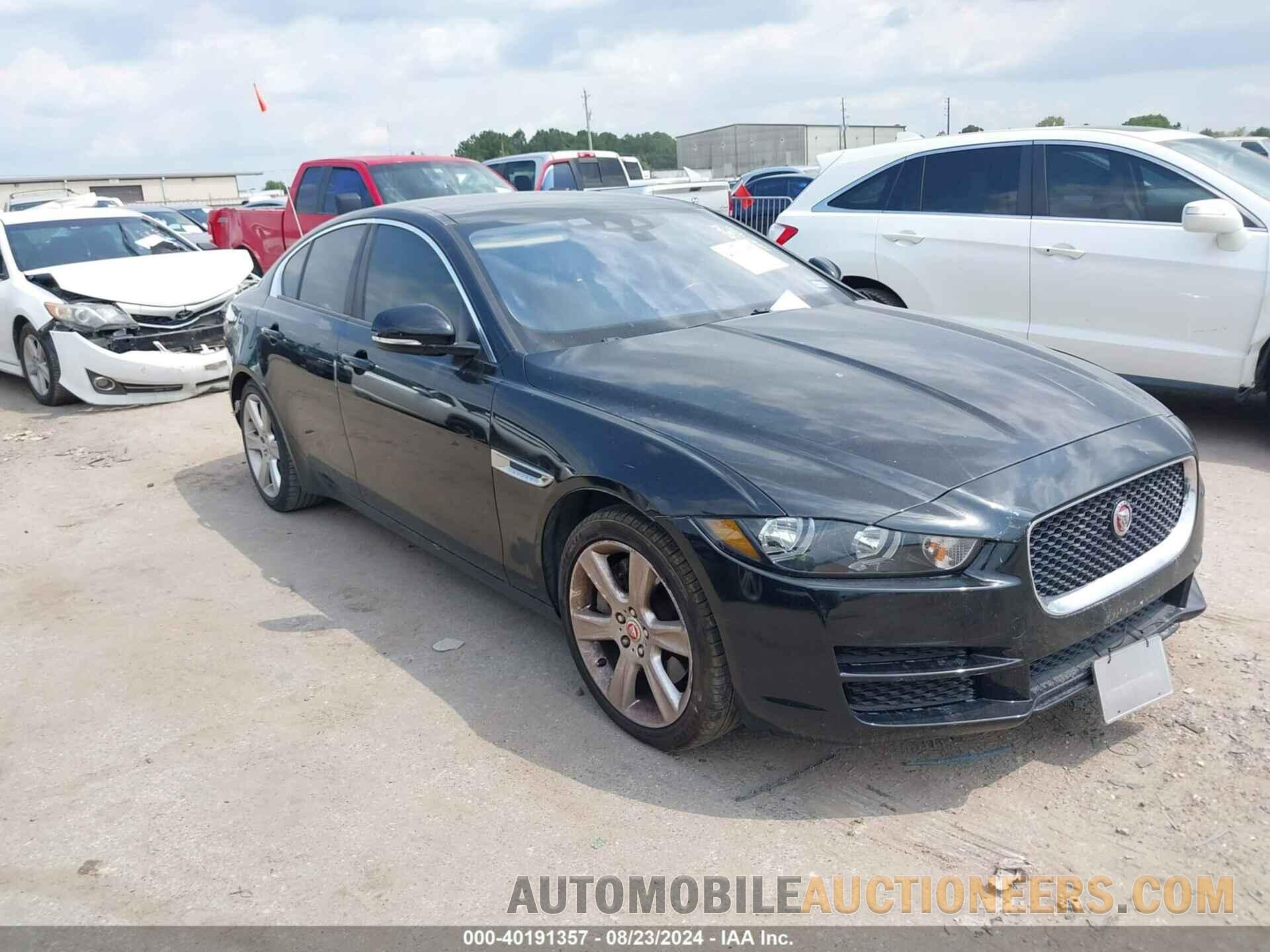 SAJAR4BG2HA951786 JAGUAR XE 2017