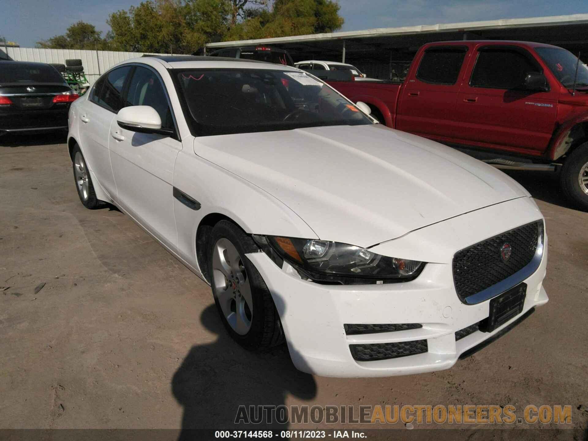 SAJAR4BG5HA946985 JAGUAR XE 2017