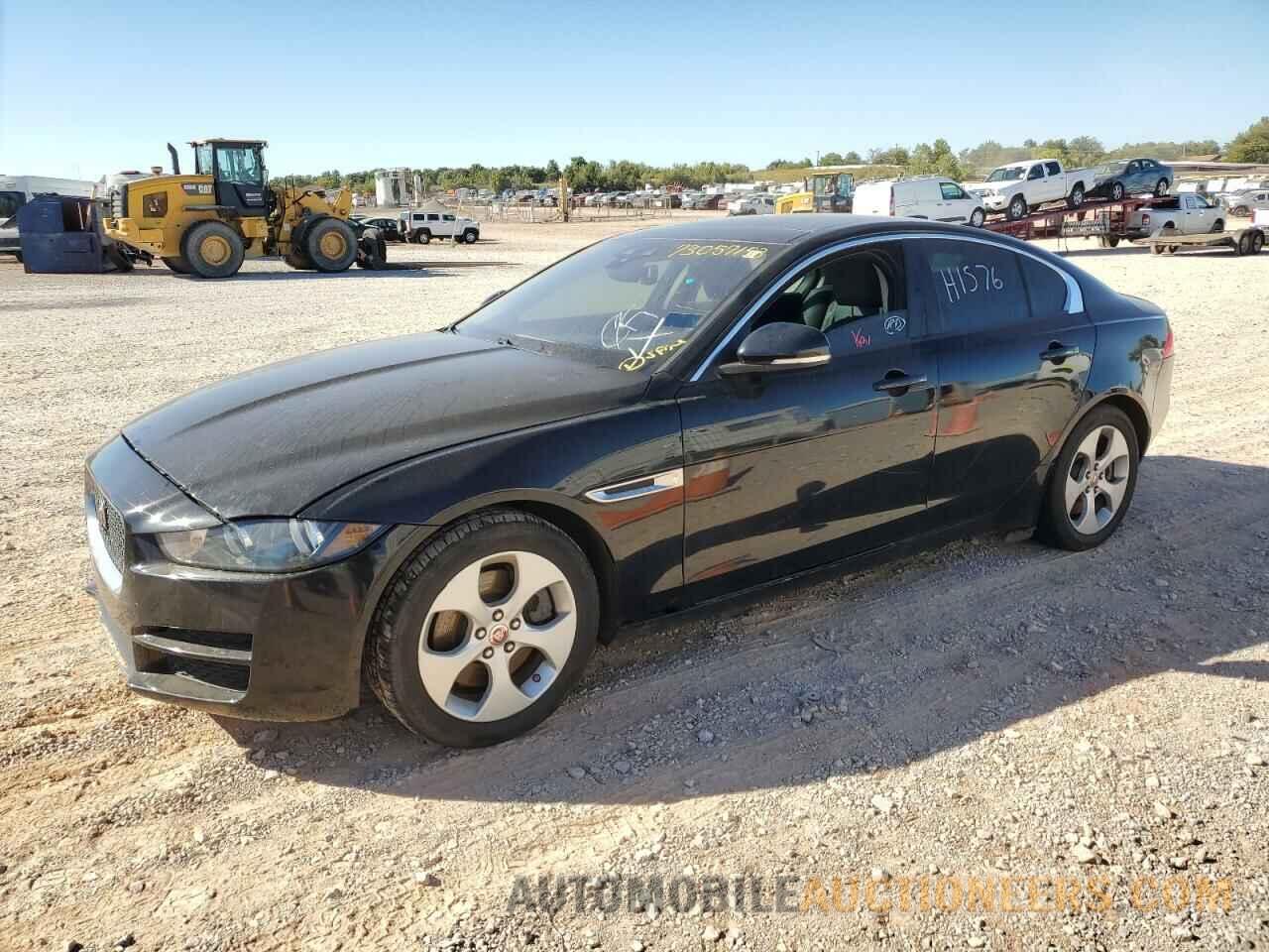 SAJAR4BG6HA946932 JAGUAR XE 2017