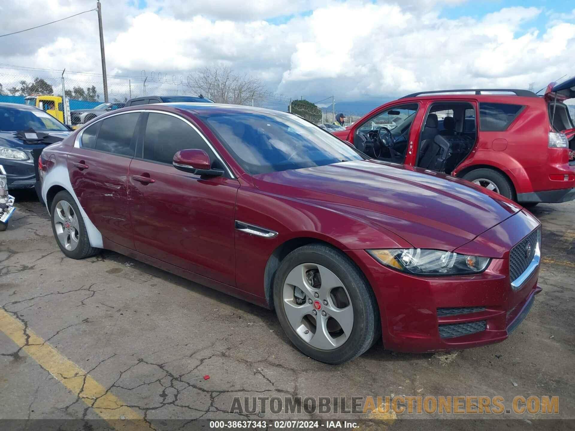 SAJAR4BG8HA962680 JAGUAR XE 2017