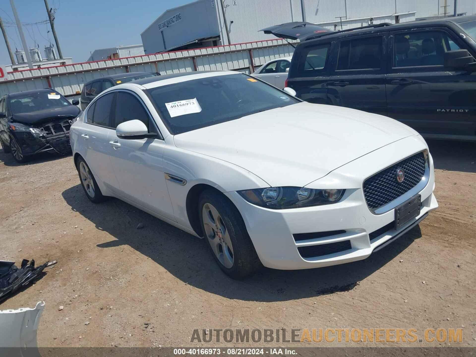 SAJAR4BG9HA966740 JAGUAR XE 2017