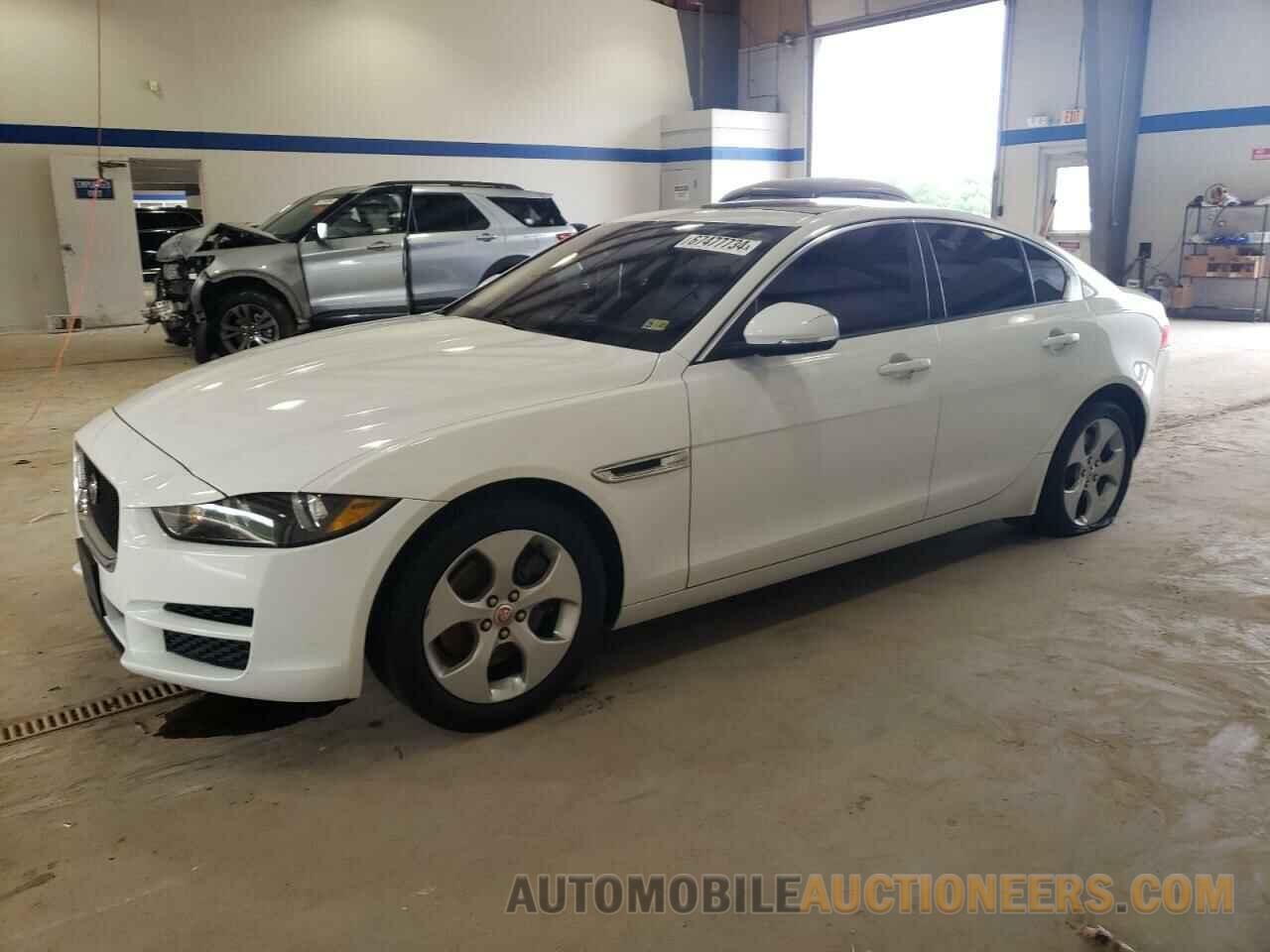 SAJAR4BGXHA947985 JAGUAR XE 2017