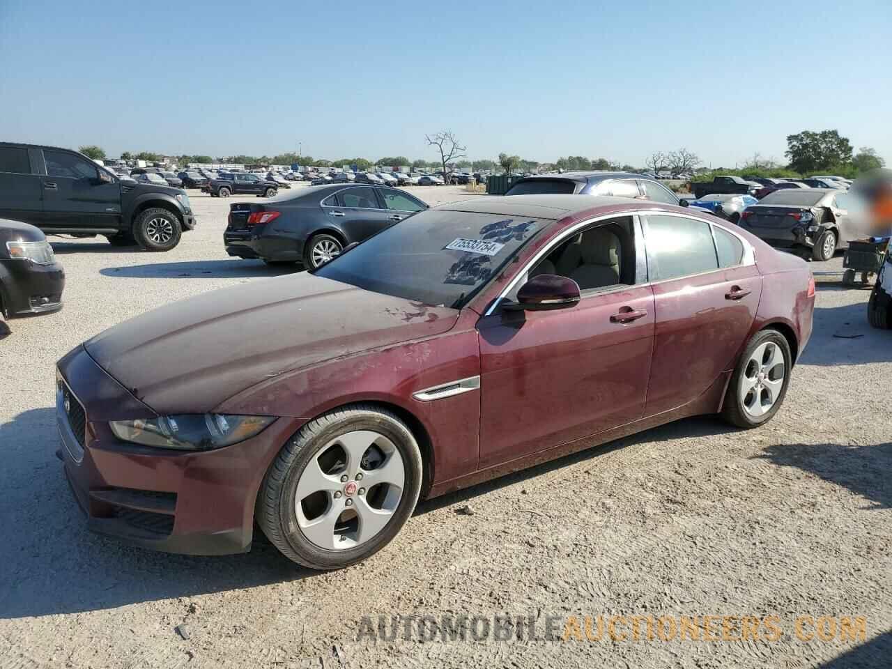 SAJAR4BN0HA978144 JAGUAR XE 2017