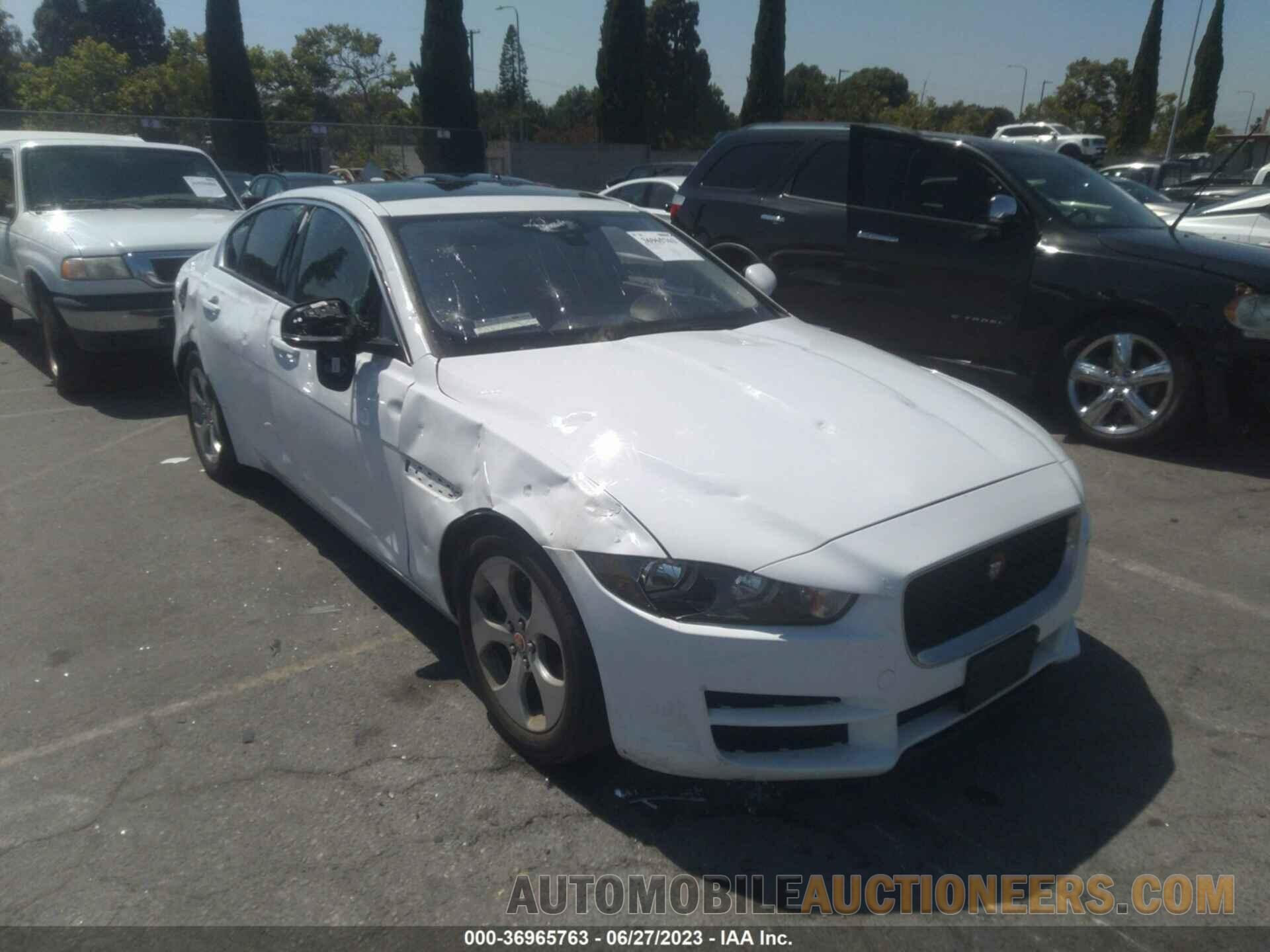 SAJAR4BN1HA970893 JAGUAR XE 2017