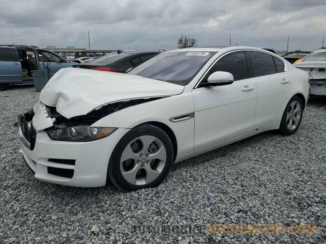 SAJAR4BN9HCP12125 JAGUAR XE 2017