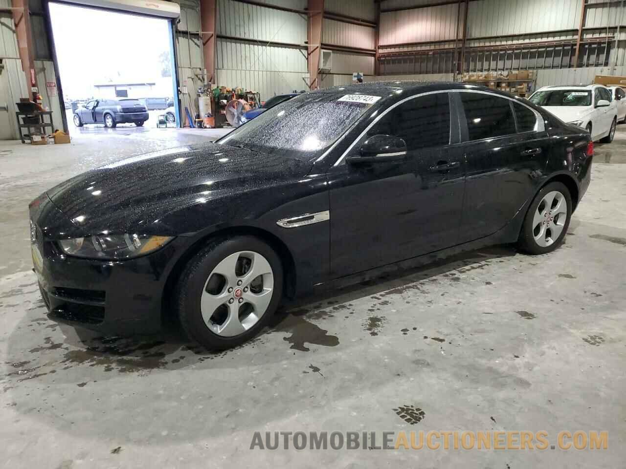 SAJAR4FX7JCP37073 JAGUAR XE 2018