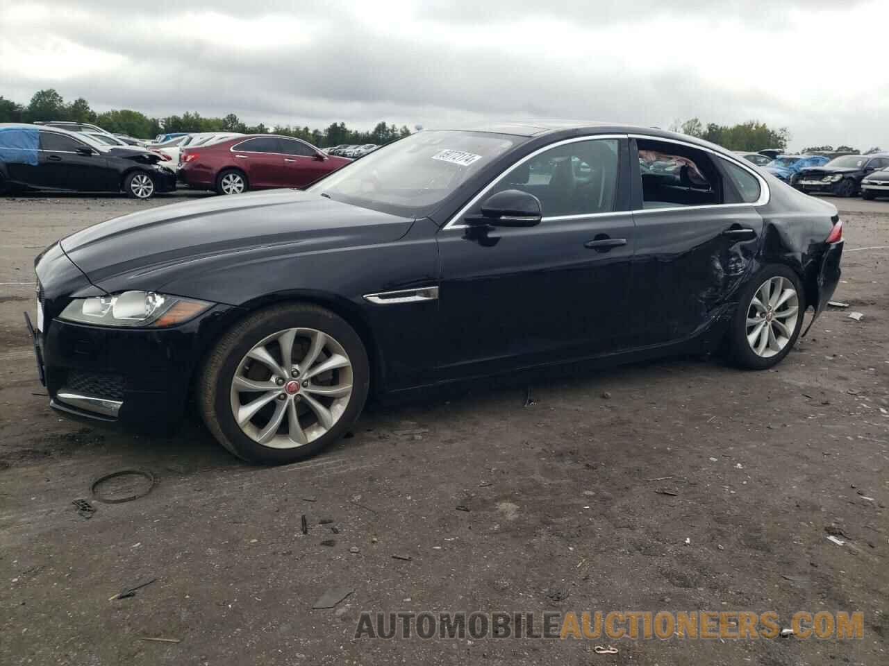 SAJBD4BN3HCY42629 JAGUAR XF 2017