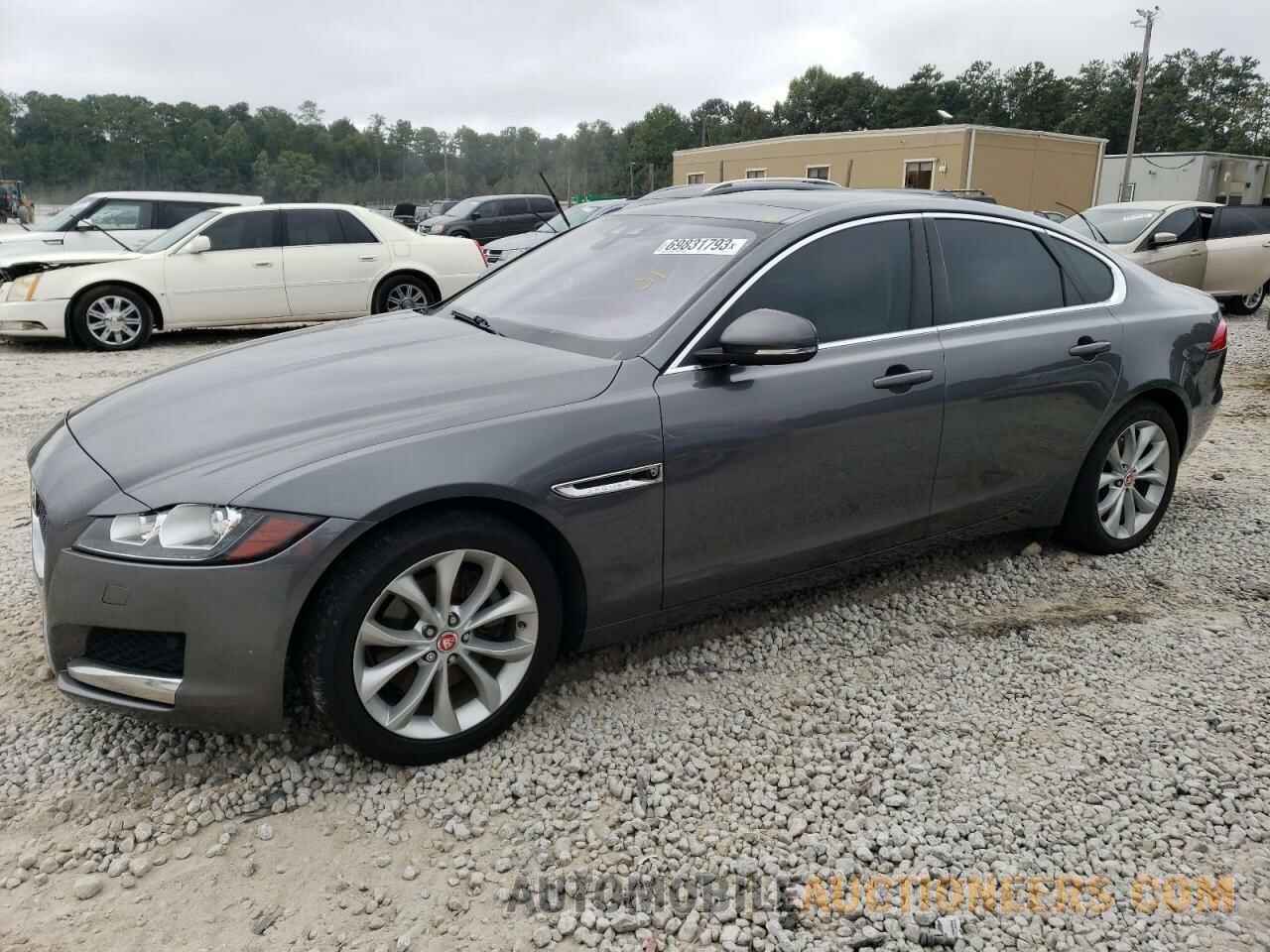 SAJBD4BN3HCY48429 JAGUAR XF 2017