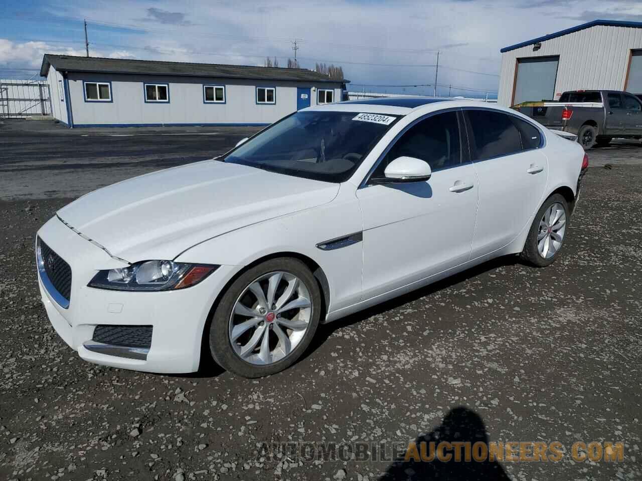 SAJBD4BN4HCY31428 JAGUAR XF 2017