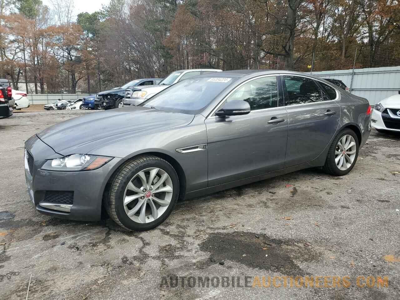 SAJBD4BNXHCY51442 JAGUAR XF 2017