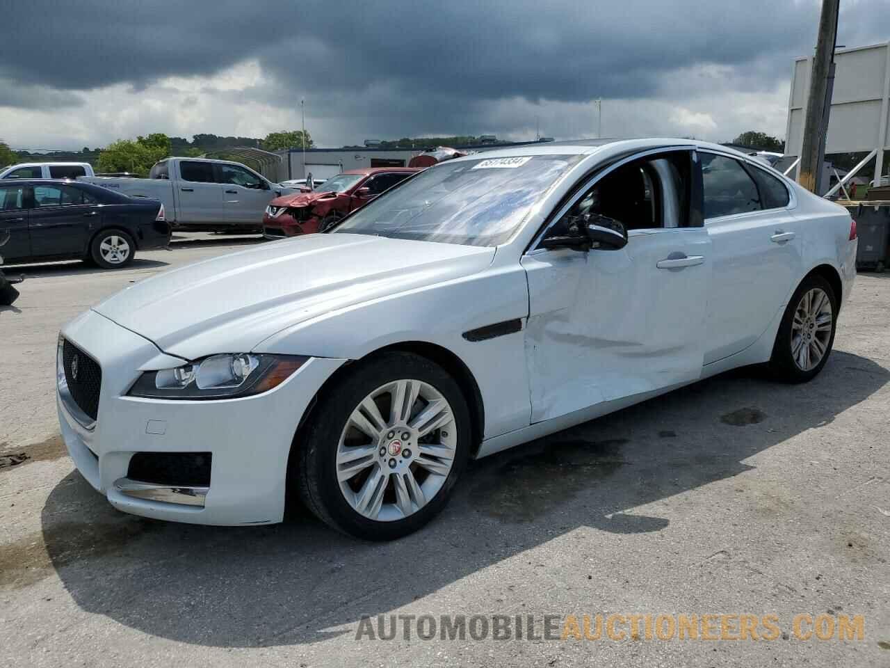 SAJBD4BV0GCY08405 JAGUAR XF 2016