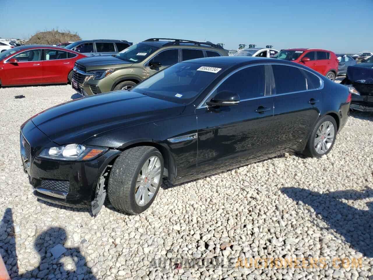 SAJBD4BV1HCY38563 JAGUAR XF 2017