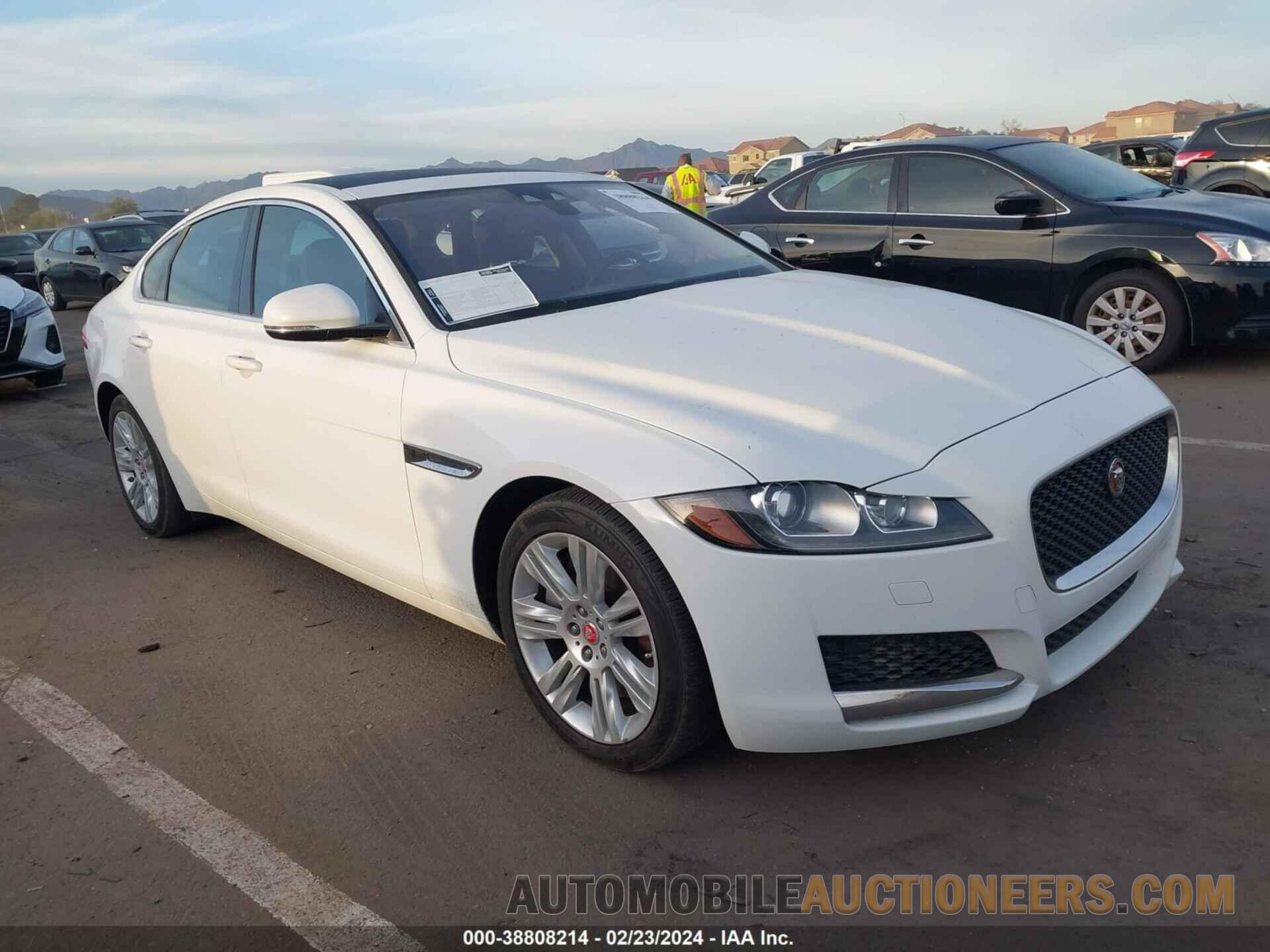 SAJBD4BV2GCY08924 JAGUAR XF 2016