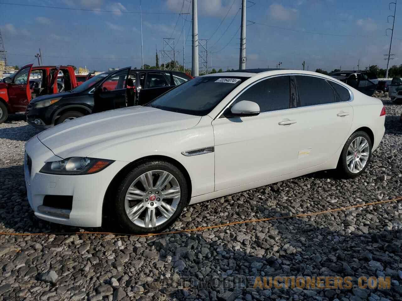 SAJBD4BV2GCY14433 JAGUAR XF 2016