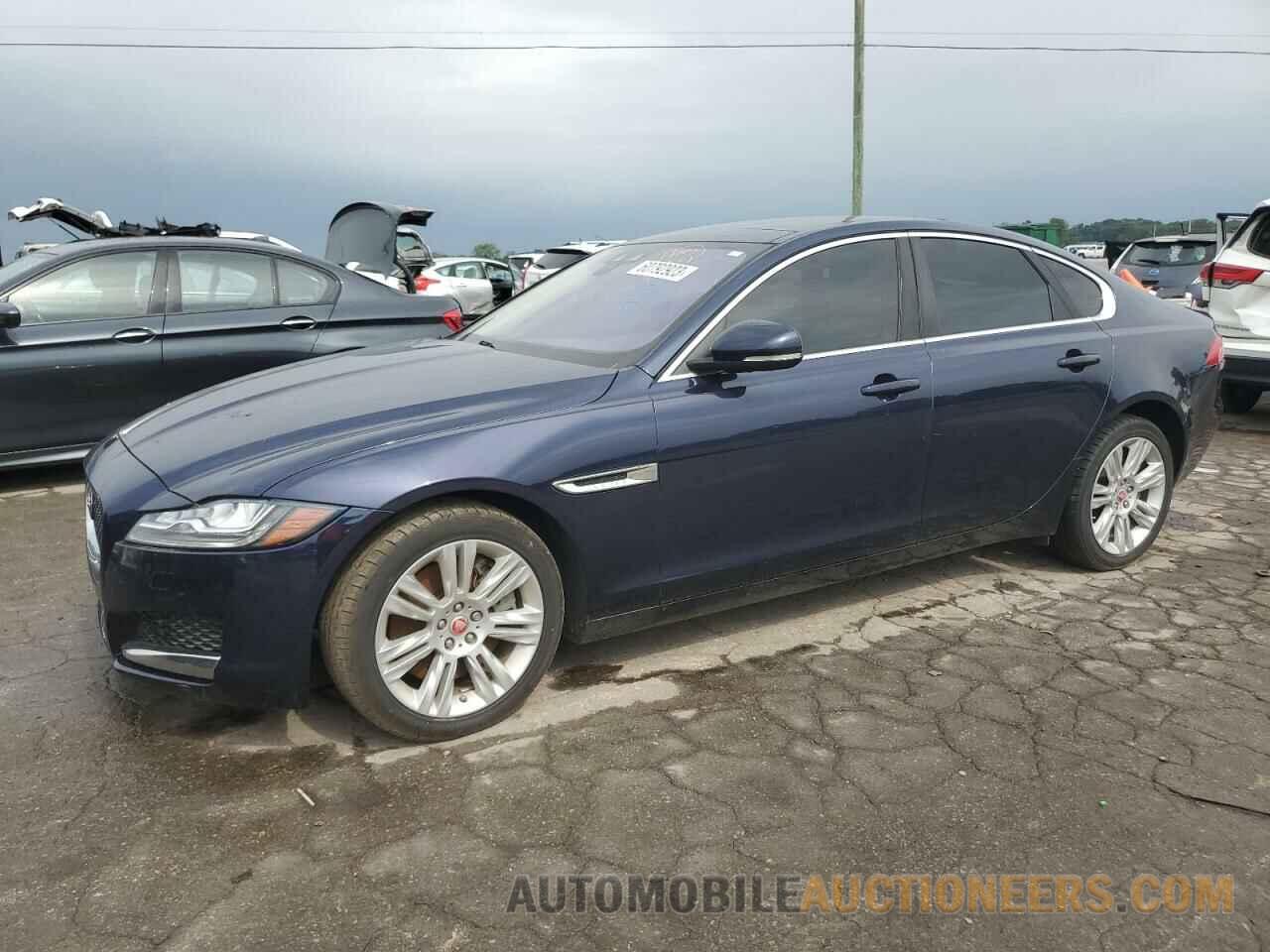 SAJBD4BV2HCY35722 JAGUAR XF 2017