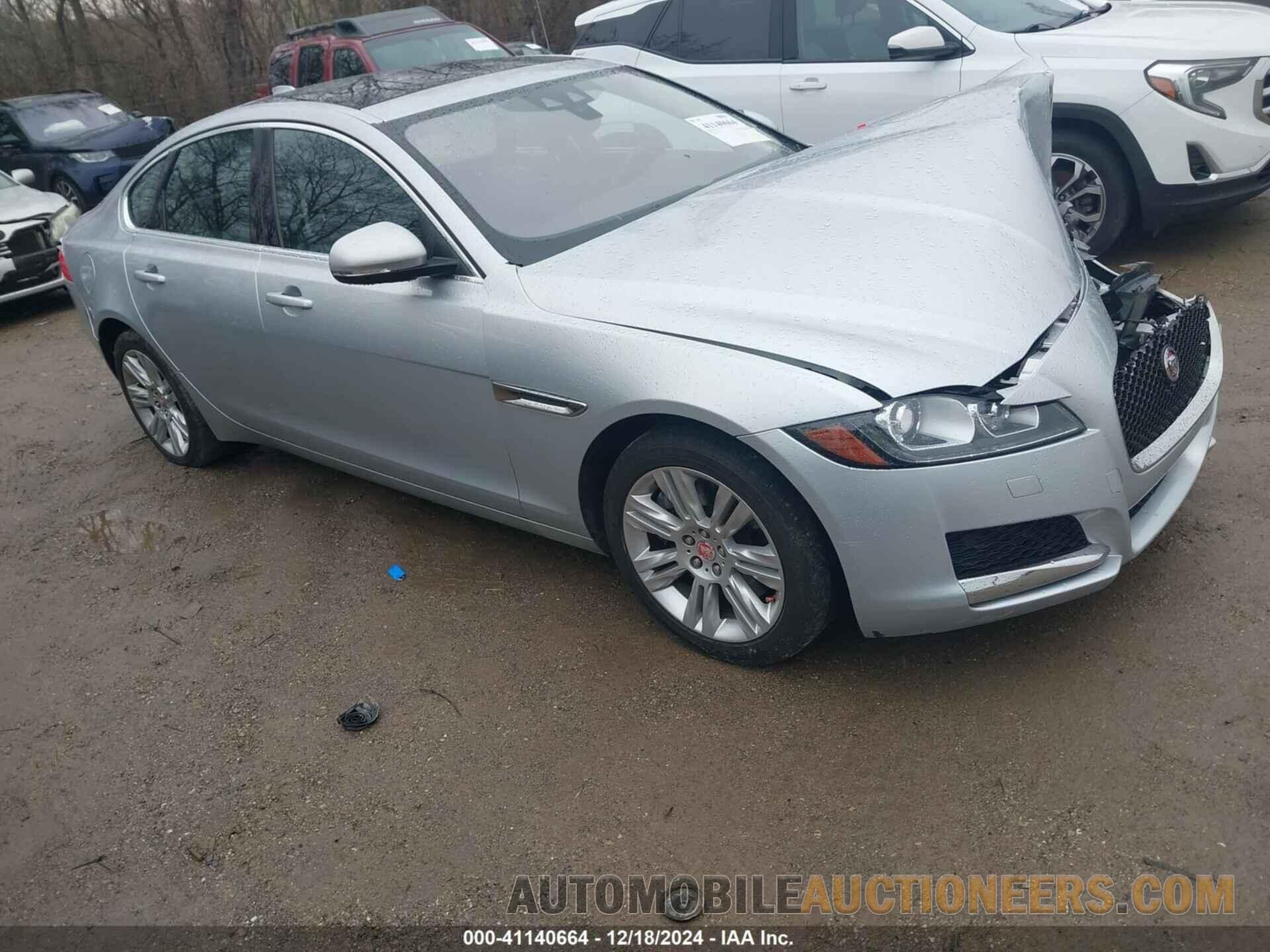 SAJBD4BV3GCY11119 JAGUAR XF 2016