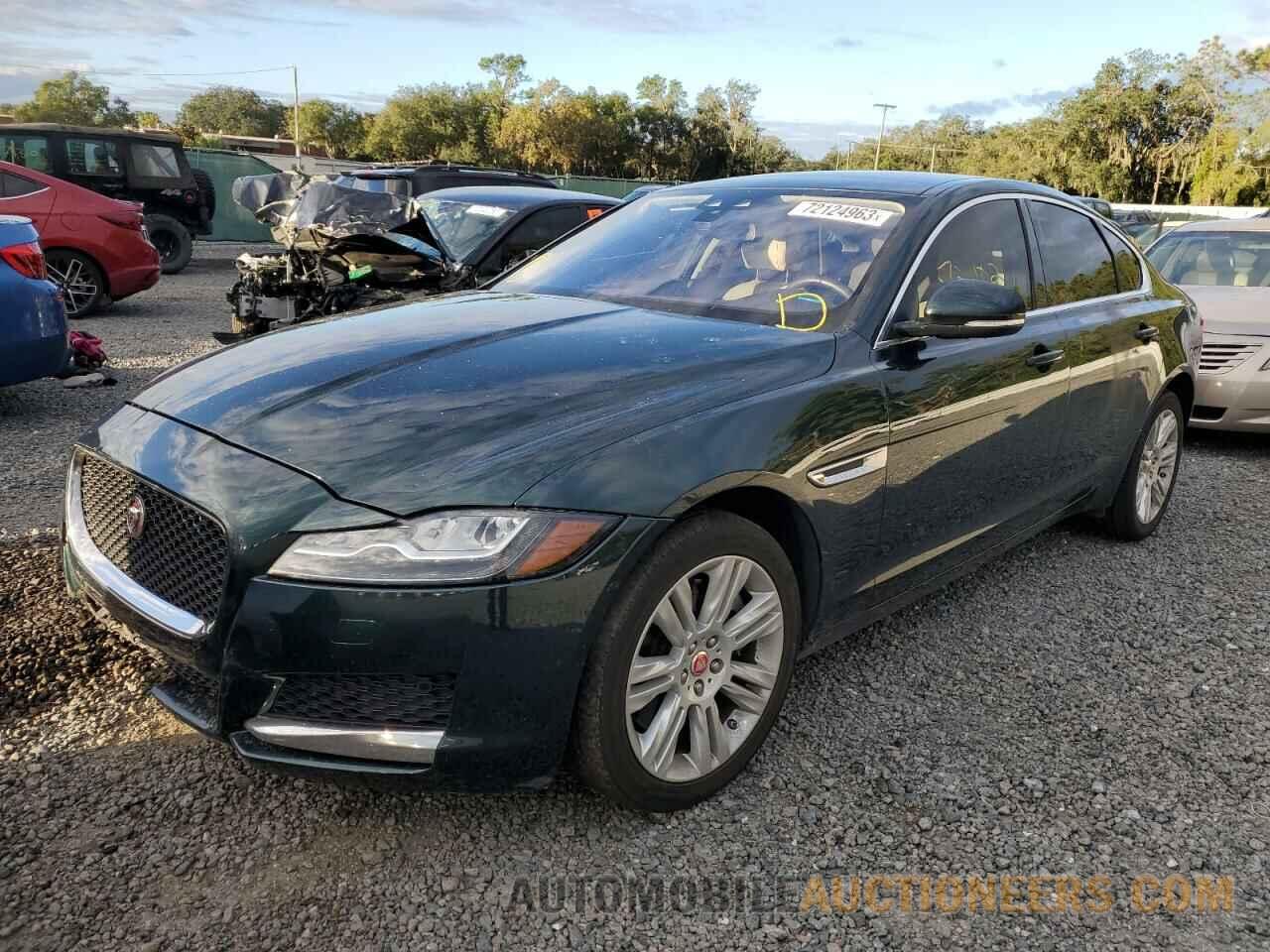 SAJBD4BV3HCY46454 JAGUAR XF 2017