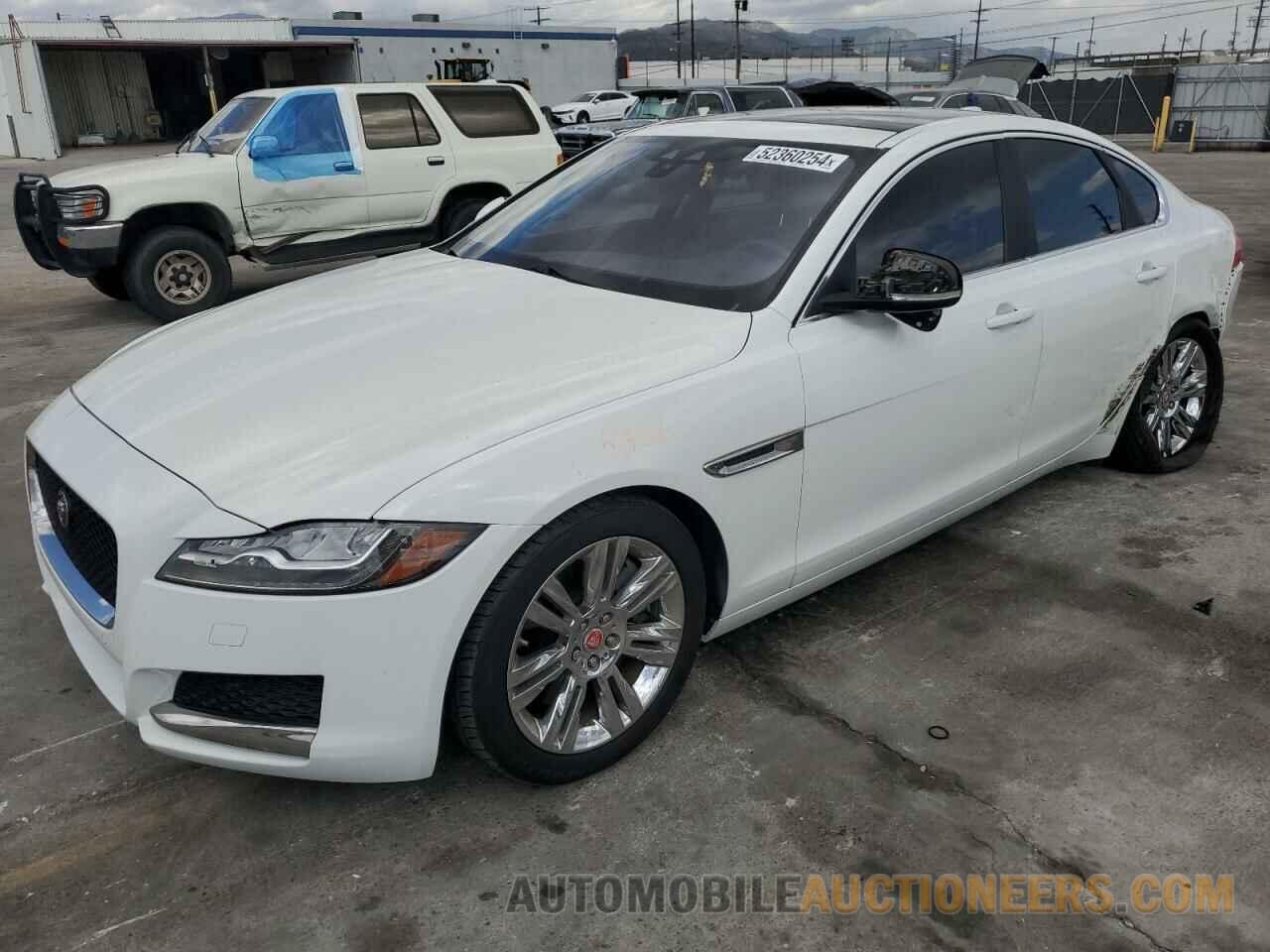 SAJBD4BV4GCY14613 JAGUAR XF 2016