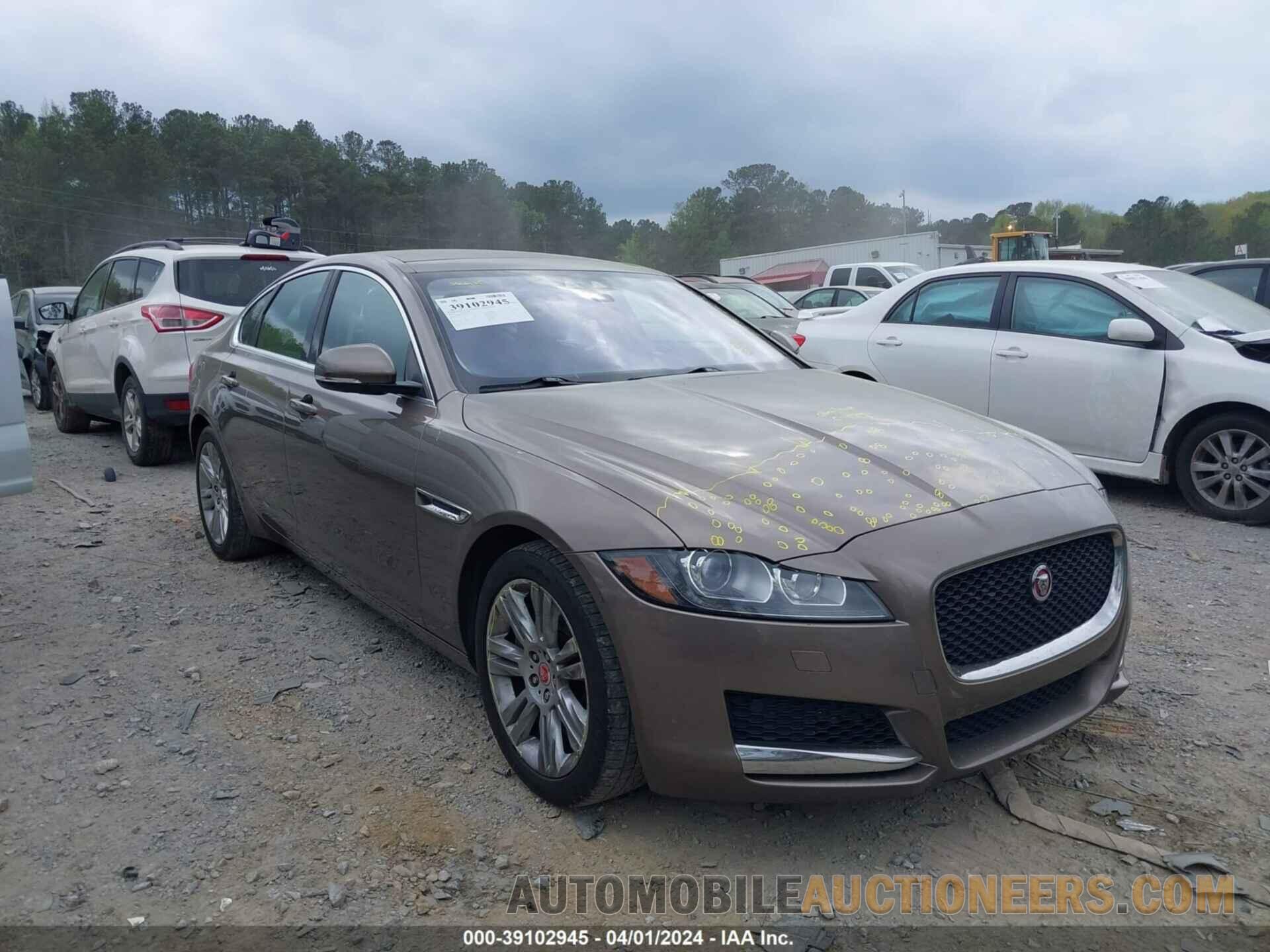 SAJBD4BV4HCY35155 JAGUAR XF 2017